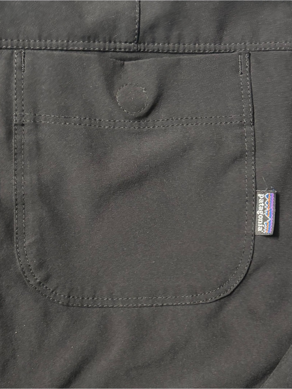 Patagonia Women’s Black Stretch Outdoor Pants - Picture 4 of 9